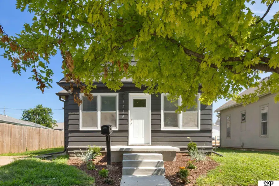 1226 6th Avenue, Council Bluffs, IA 51501 - #2