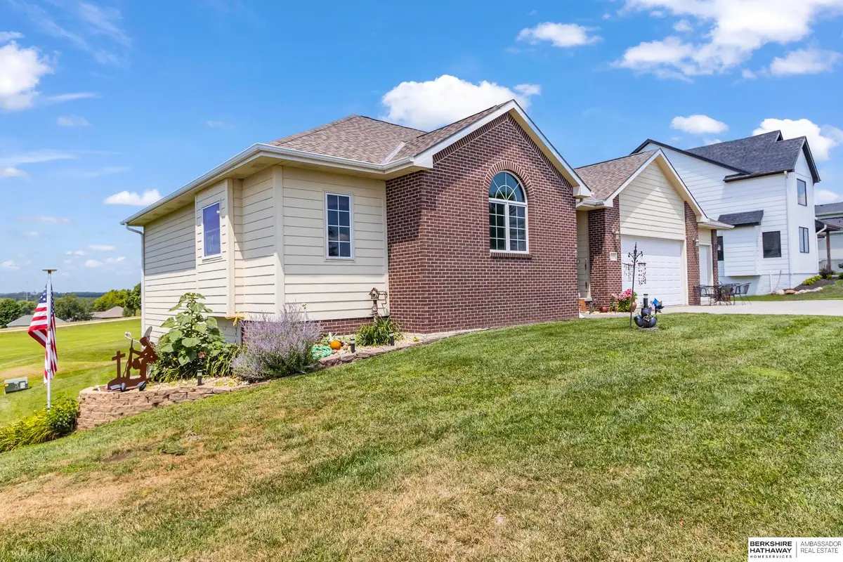 8578 Lake Ridge Drive, Plattsmouth, NE 68048 - #1
