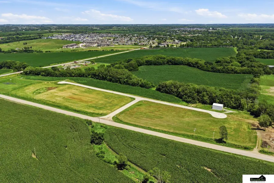 5655 Hickman Road #B1-L4, Hickman, NE 68372 - #2