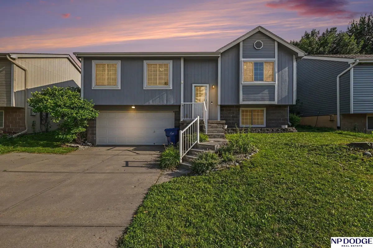 18907 R Street, Omaha, NE 68135 - #1