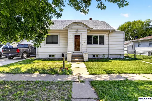 1025 E 1st Street, Fremont, NE 68025
