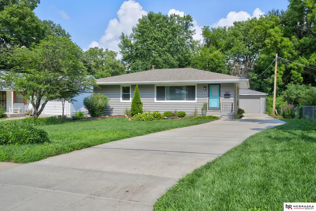 1327 Main Street, Bellevue, NE 68005 - #1