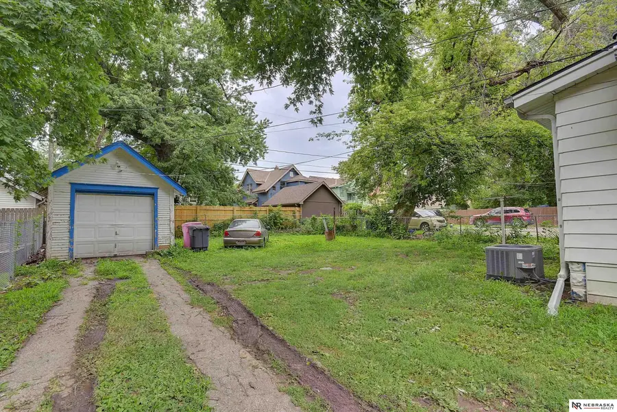 2808 N 45th Street, Omaha, NE 68104 - #3