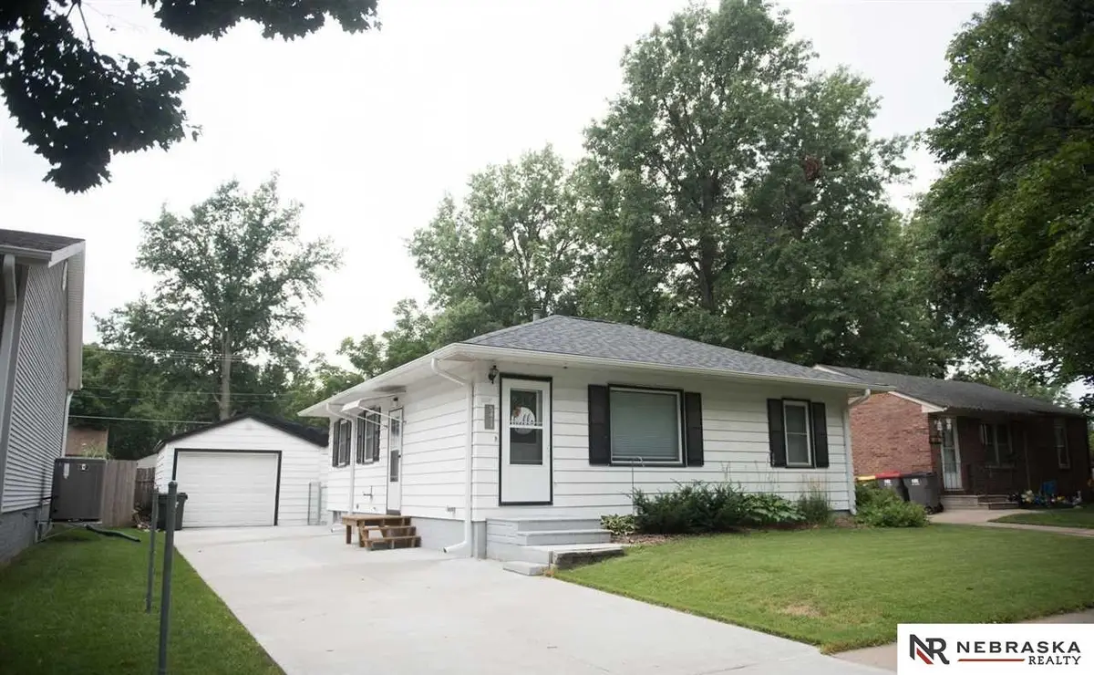 5411 Knox Street, Lincoln, NE 68504 - #1