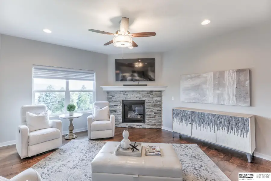 19318 Franklin Circle, Chicago, NE 68022 - #3