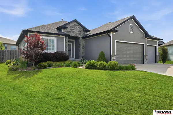 6350 Nashway Circle, Lincoln, NE 68516