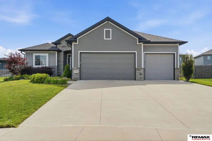 6350 Nashway Circle, Lincoln, NE 68516 - #2