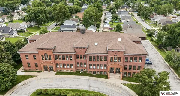 3401 Martha Street #11E, Omaha, NE 68105