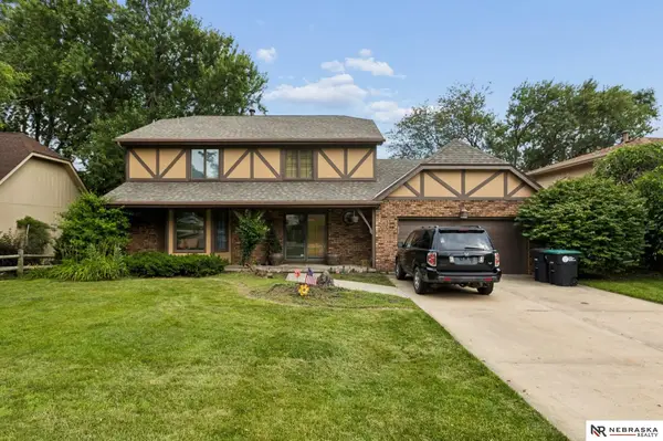2205 S 152nd Street, Omaha, NE 68144