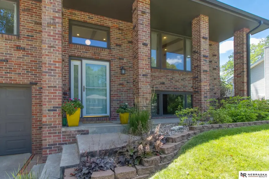 6225 Oakridge Drive, Lincoln, NE 68516 - #3