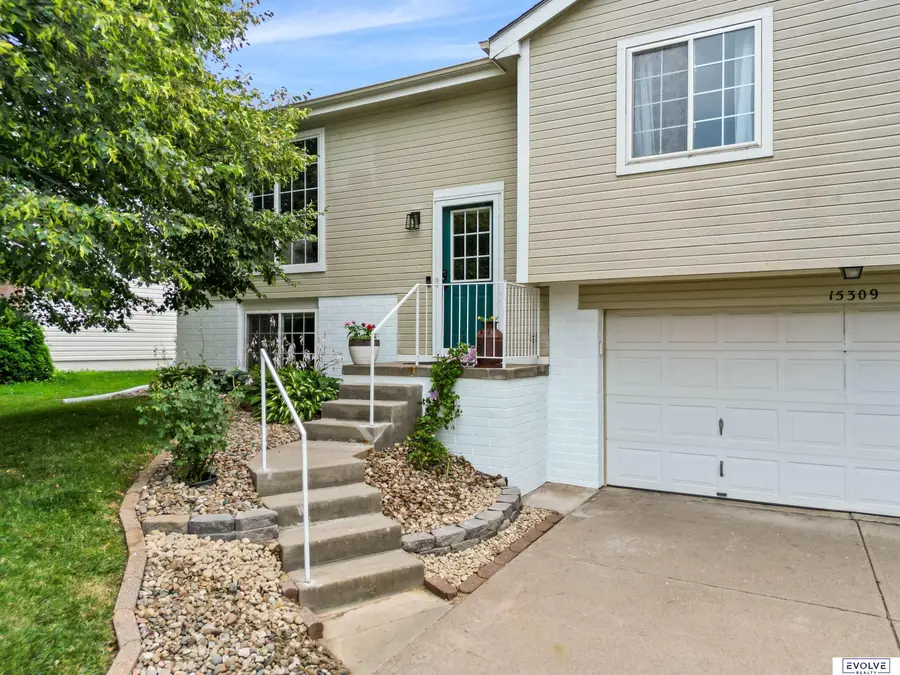 15309 Wirt Street, Omaha, NE 68116 - #2