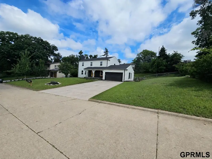 3808 Grebe Street, Omaha, NE 68112 - #2