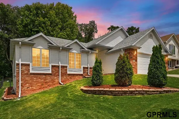 312 Buena Vista Circle, Council Bluffs, IA 51503