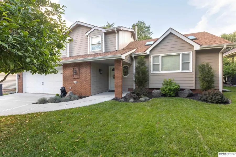 15720 Capitol Avenue, Omaha, NE 68118 - #2