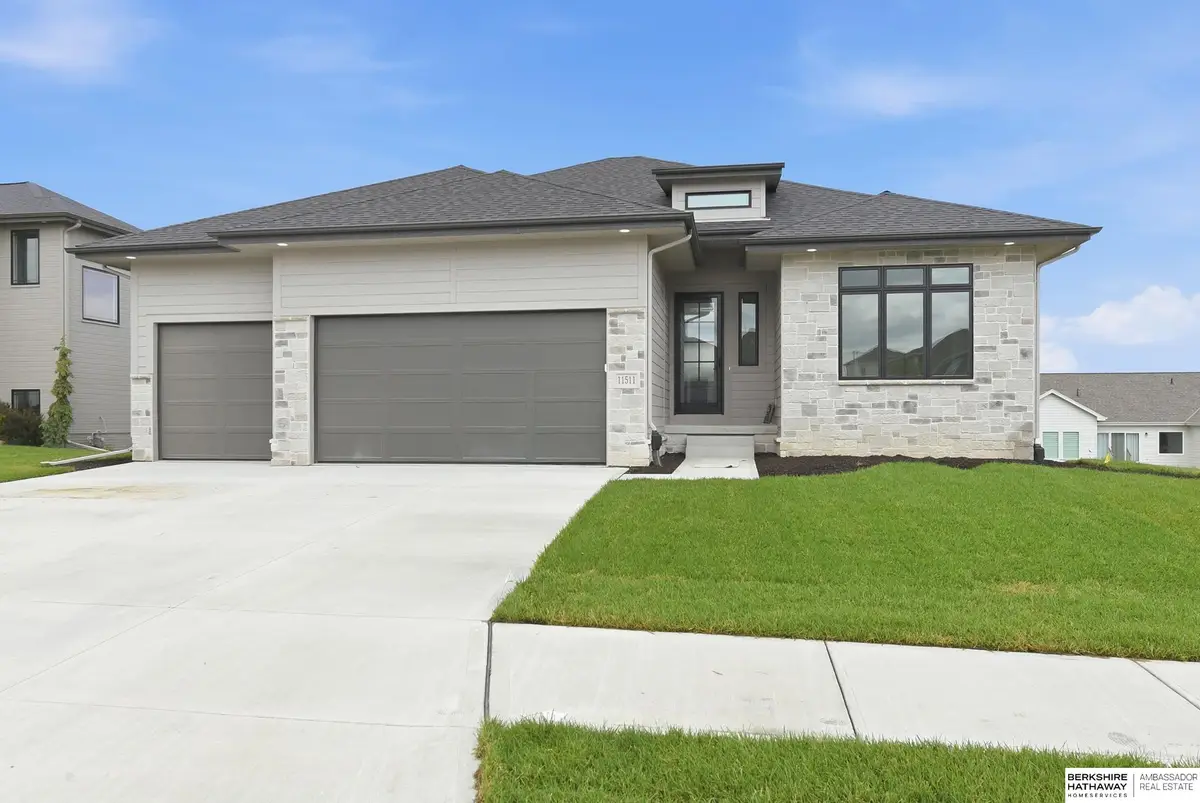 18111 Hazelnut Drive, Gretna, NE 68028 - #1