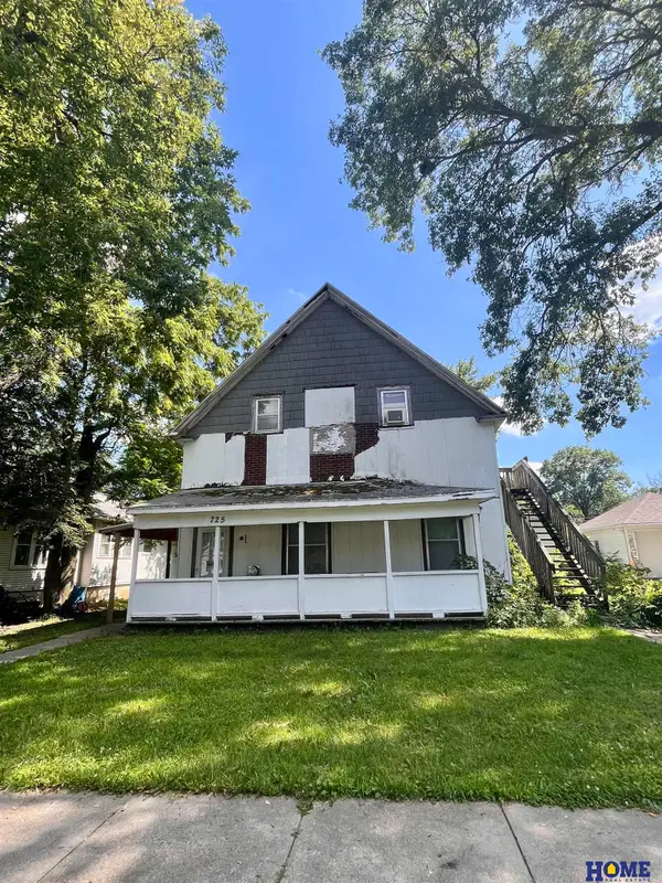 725 1st Street, Milford, NE 68405