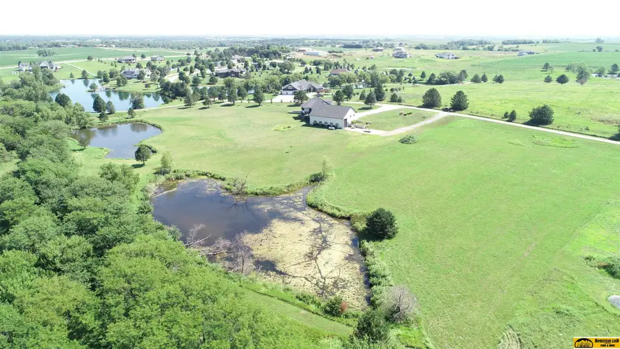 1325 Lakeview Lane, Beatrice, NE 68310 - #2