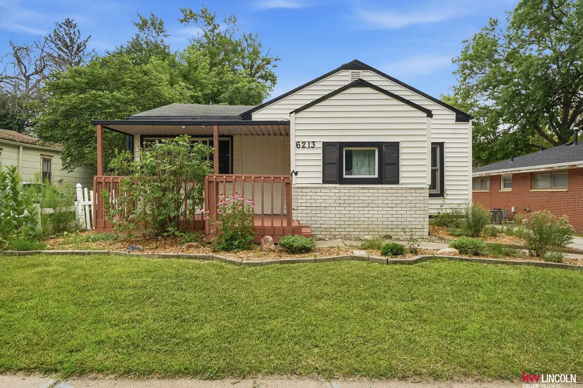 6213 Gladstone Street, Lincoln, NE 68507 - #1