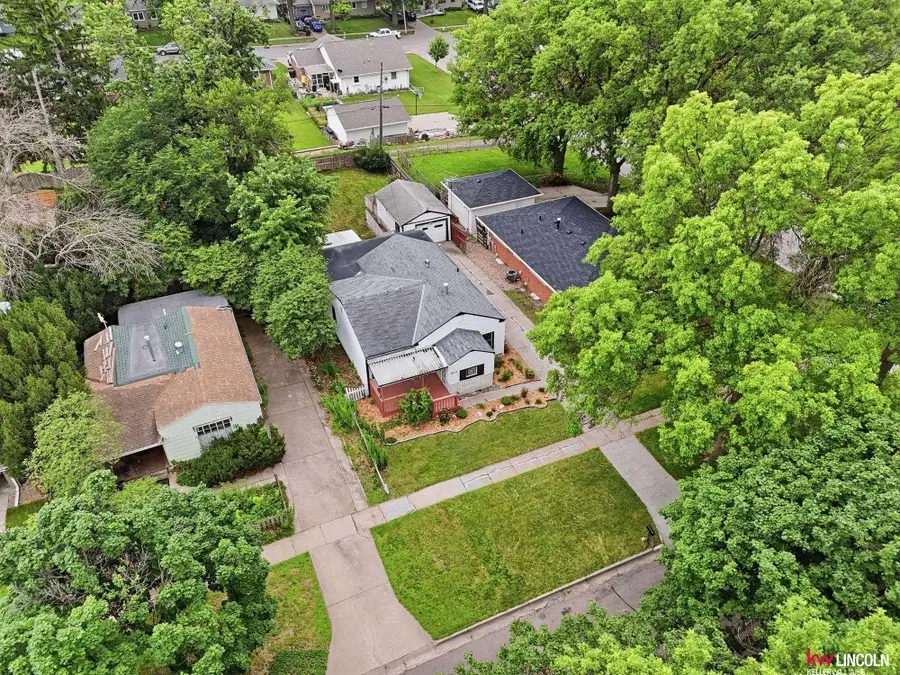 6213 Gladstone Street, Lincoln, NE 68507 - #3