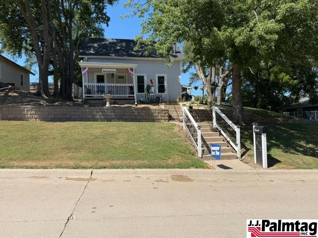 312 1st Corso, Nebraska City, NE 68410 - #1