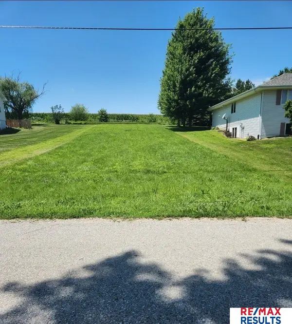 9112 Monroe Road, Plattsmouth, NE 68048-0000