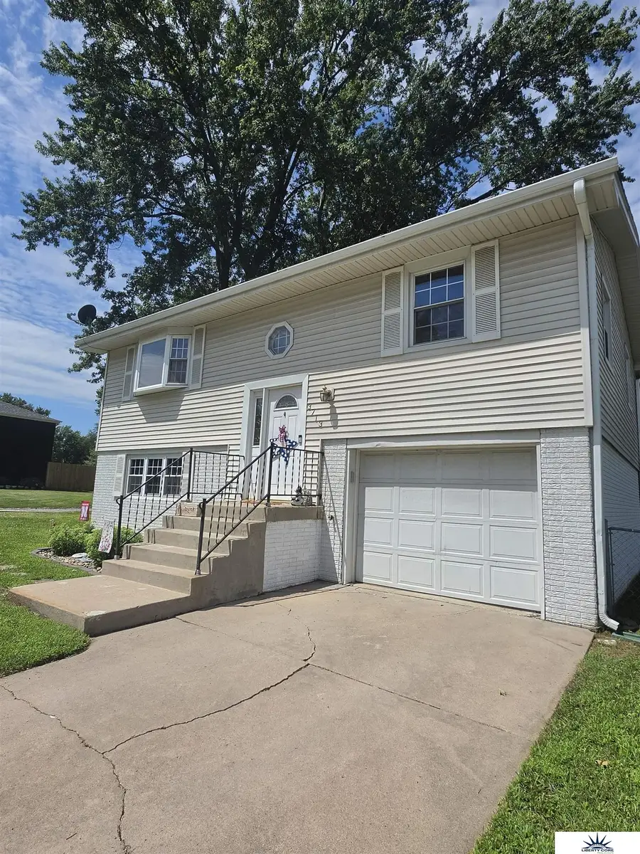 3713 S 56 Street, Lincoln, NE 68506 - #3