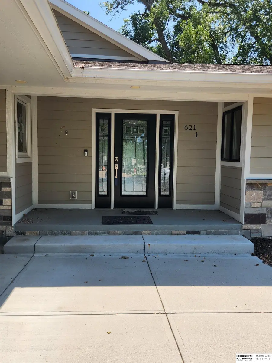 621 Riverside Drive, Waterloo, NE 68069 - #3