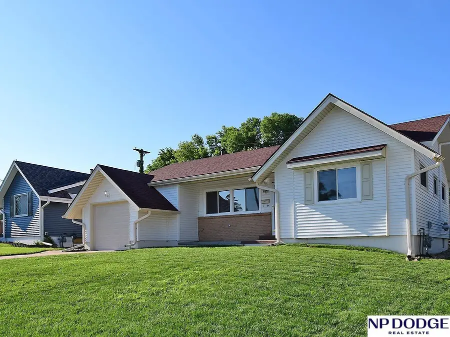 4621 Spring Street, Omaha, NE 68106 - #2