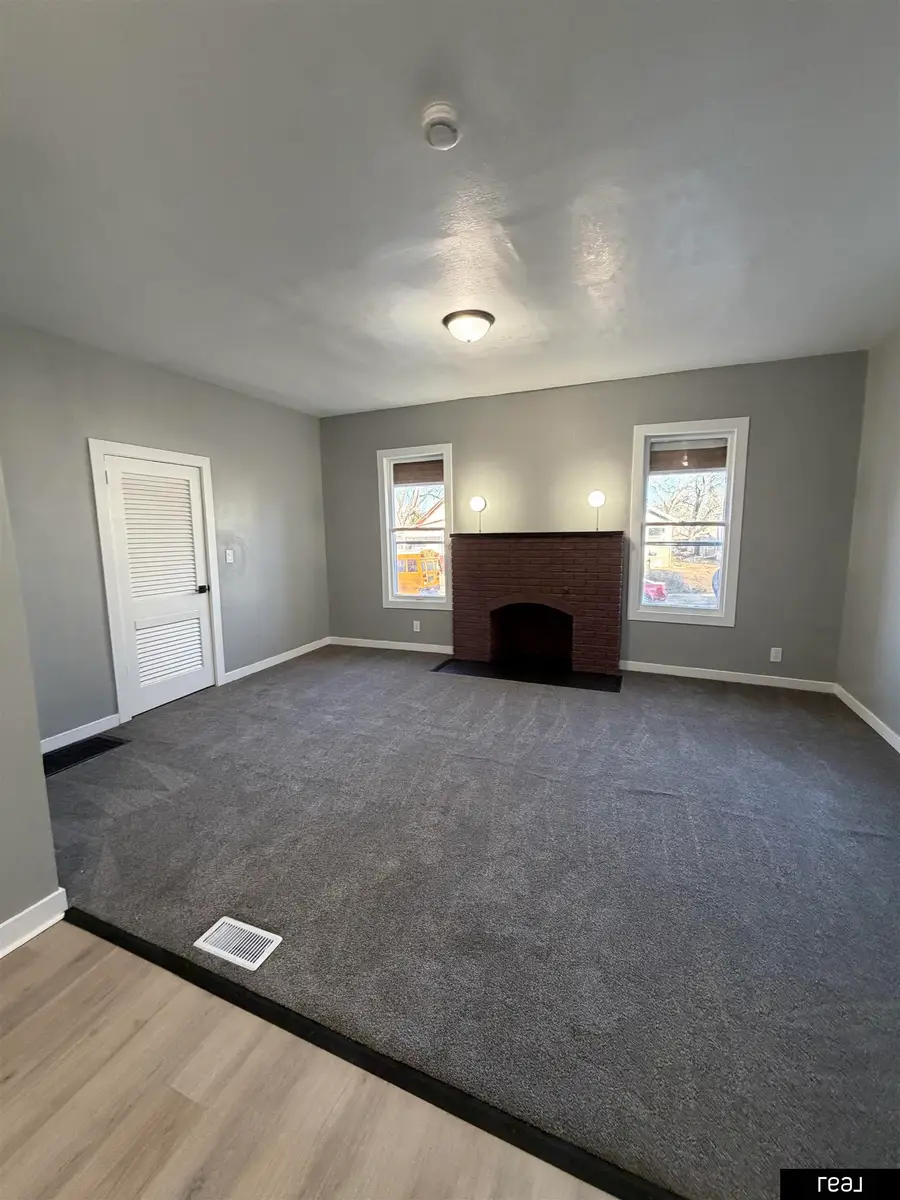 5334 N 27 Avenue, Omaha, NE 68111 - #2