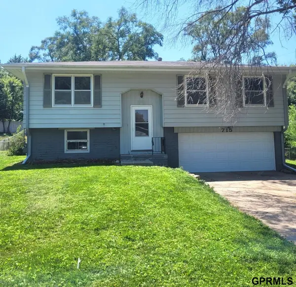 715 Lila Avenue, Bellevue, NE 68005