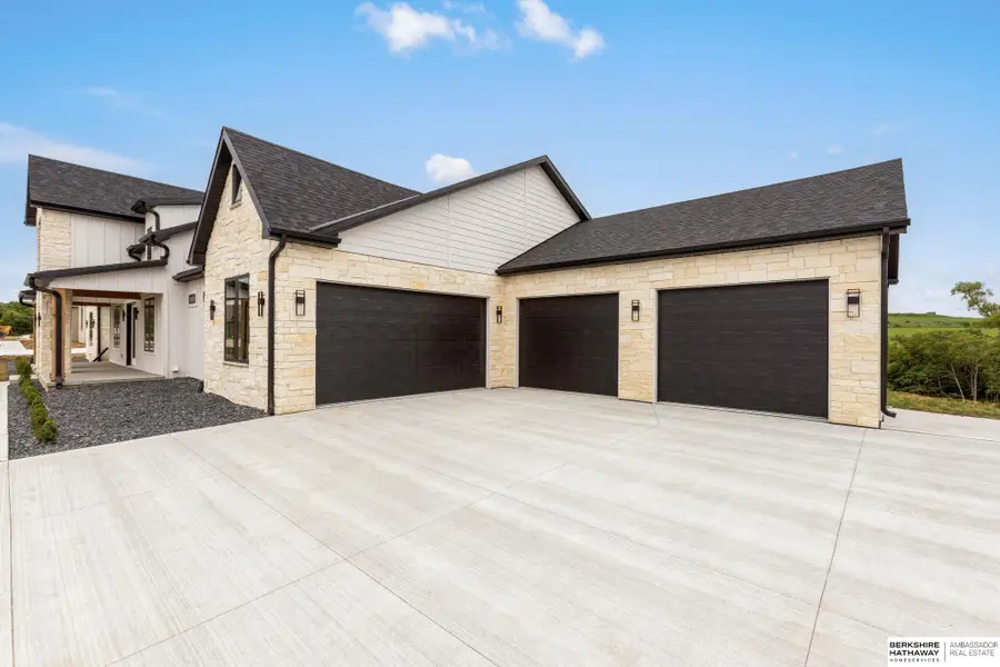 22102 Hackberry Circle, Gretna, NE 68028 - #3