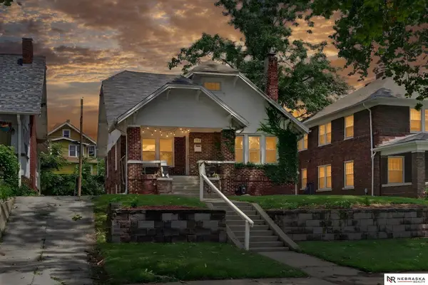 3024 Lincoln Boulevard, Omaha, NE 68131