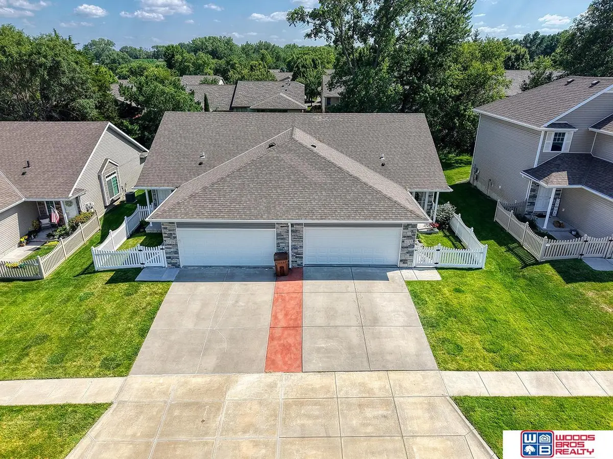 5733 Brendon Lane, Lincoln, NE 68516 - #1