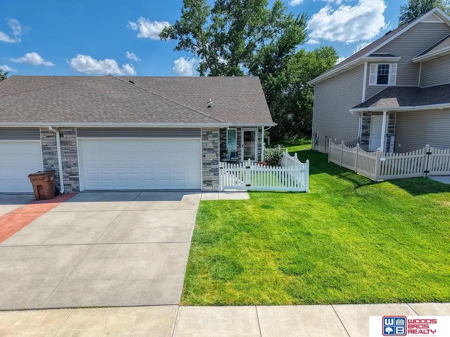 5733 Brendon Lane, Lincoln, NE 68516 - #2