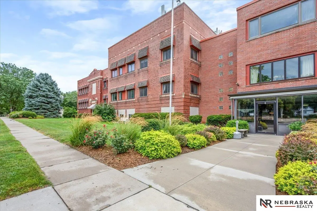 1540 N Cotner Boulevard #A8, Lincoln, NE 68505 - #1
