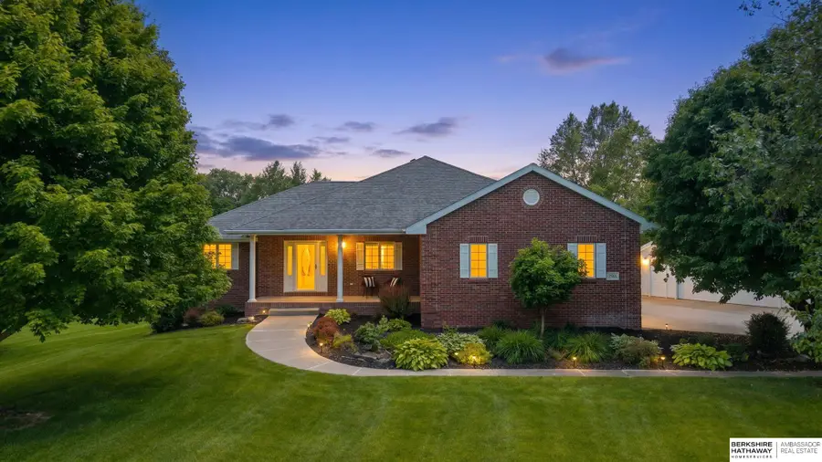 2966 Eagle Ridge Drive, Missouri Valley, IA 51555 - #2