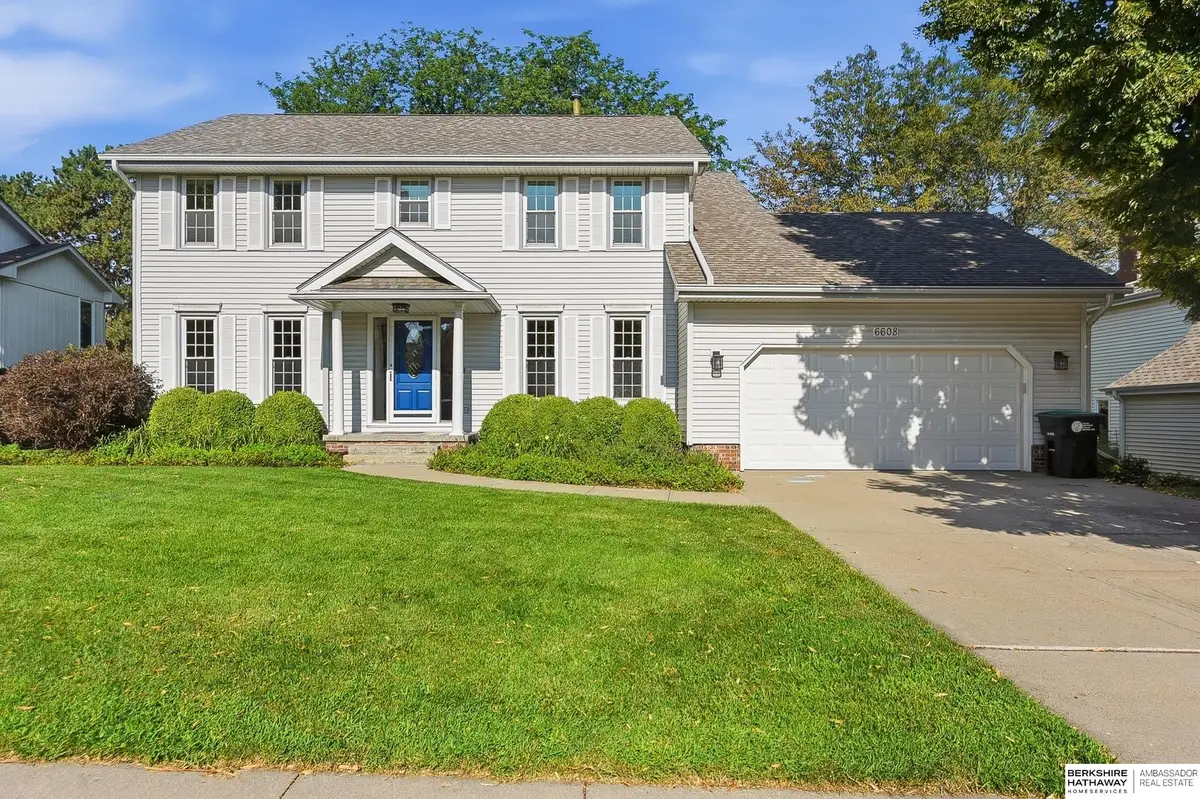 6608 S 107th Street, Omaha, NE 68127 - #1