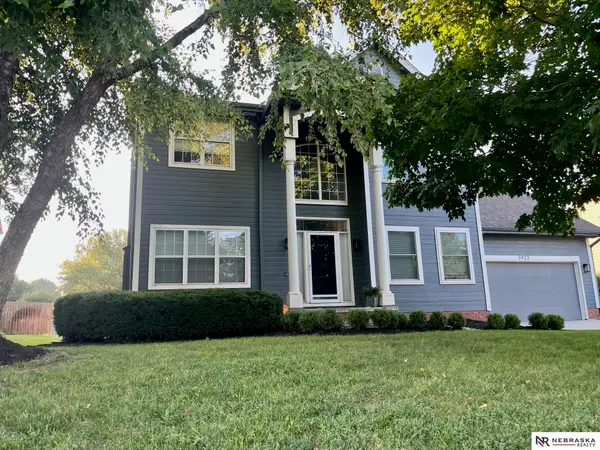 5923 S 175th Circle, Omaha, NE 68135