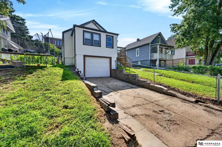 2719 S 25th Street, Omaha, NE 68105 - #2