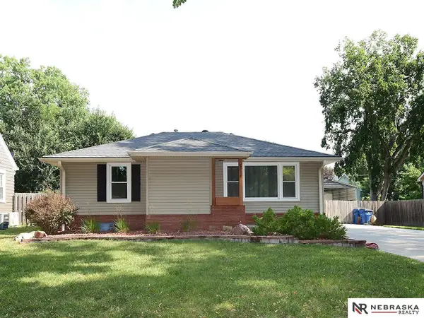 3734 Sumner Street, Lincoln, NE 68506