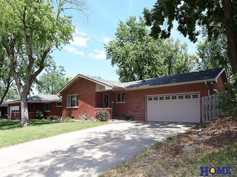 700 N 56th Street, Lincoln, NE 68504 - #2