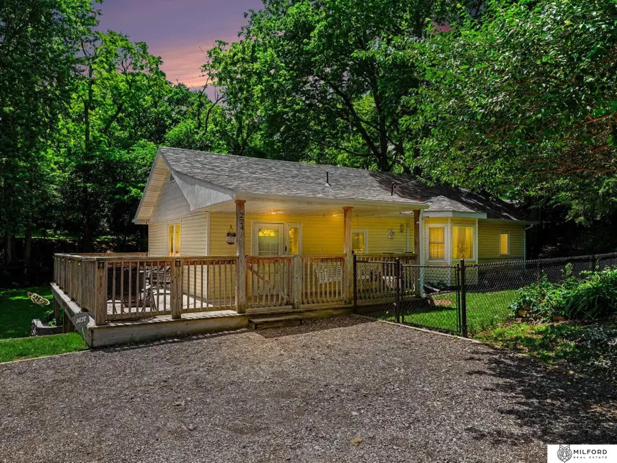 224 S 11 Street, Plattsmouth, NE 68048 - #3