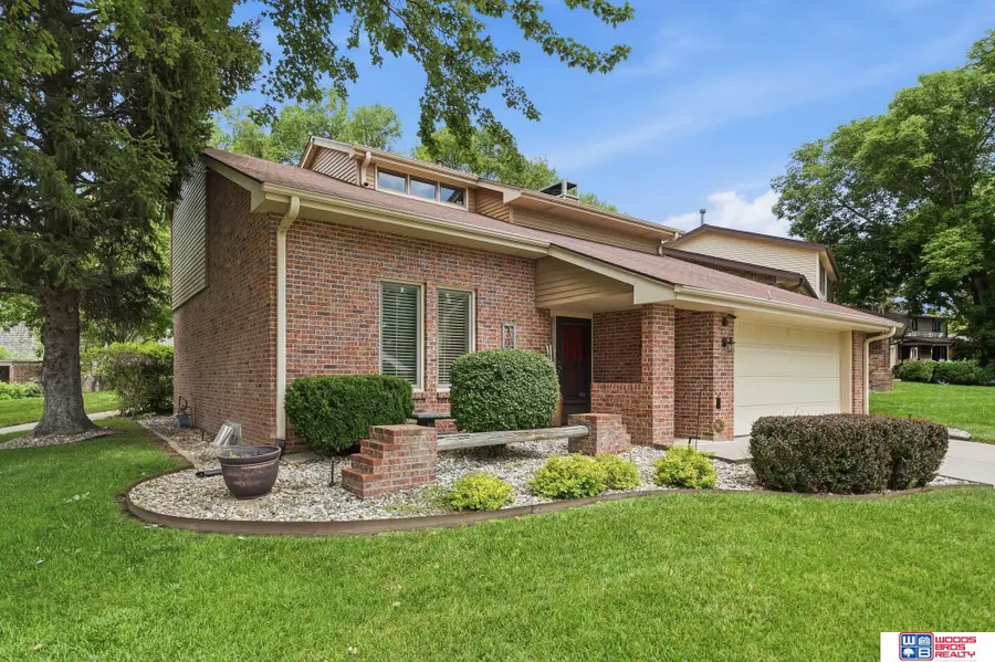 2300 S 72nd Street, Lincoln, NE 68506 - #3