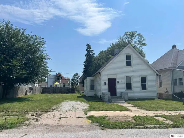 1017 4th Avenue, Council Bluffs, IA 51501