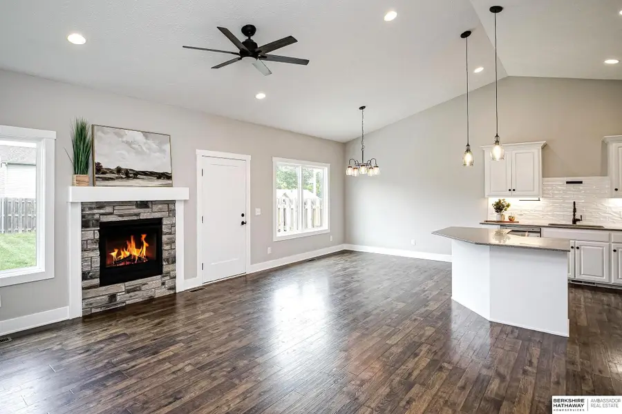 2708 Viking Circle, Blair, NE 68008 - #3