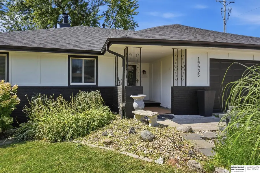 15535 Leavenworth Street, Omaha, NE 68154 - #3