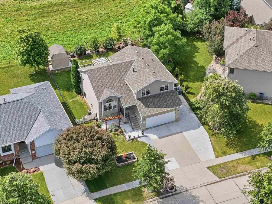 8951 Prairie Village Drive, Lincoln, NE 68507 - #2