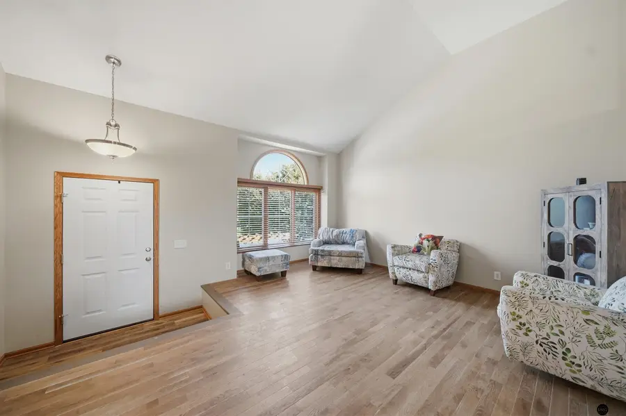 8951 Prairie Village Drive, Lincoln, NE 68507 - #3