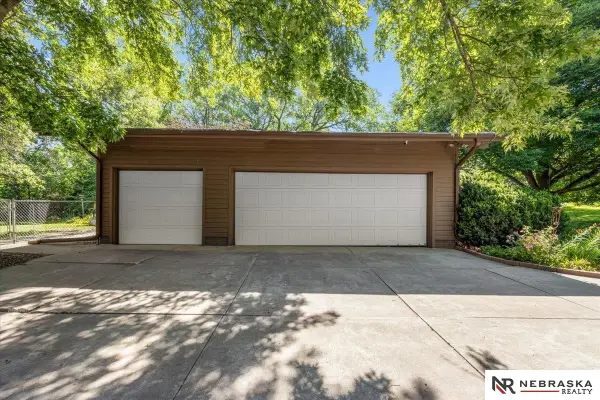 6100 Saltillo Road, Lincoln, NE 68516