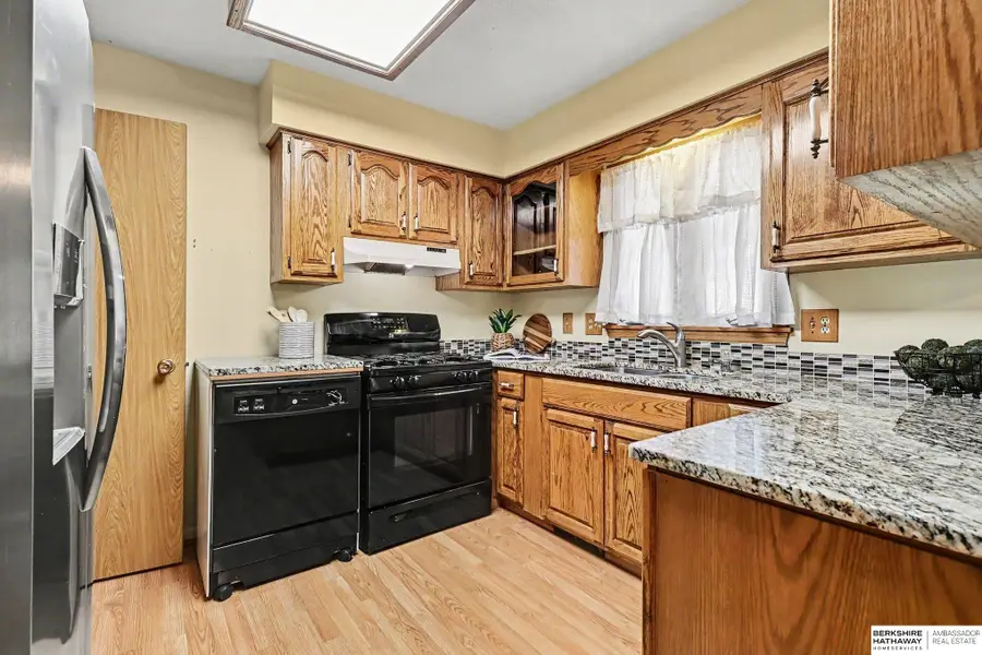 9142 Manderson Street, Omaha, NE 68134 - #3